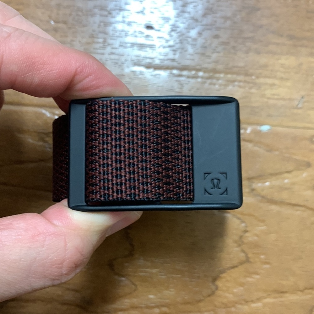 Lululemon Slim Belt